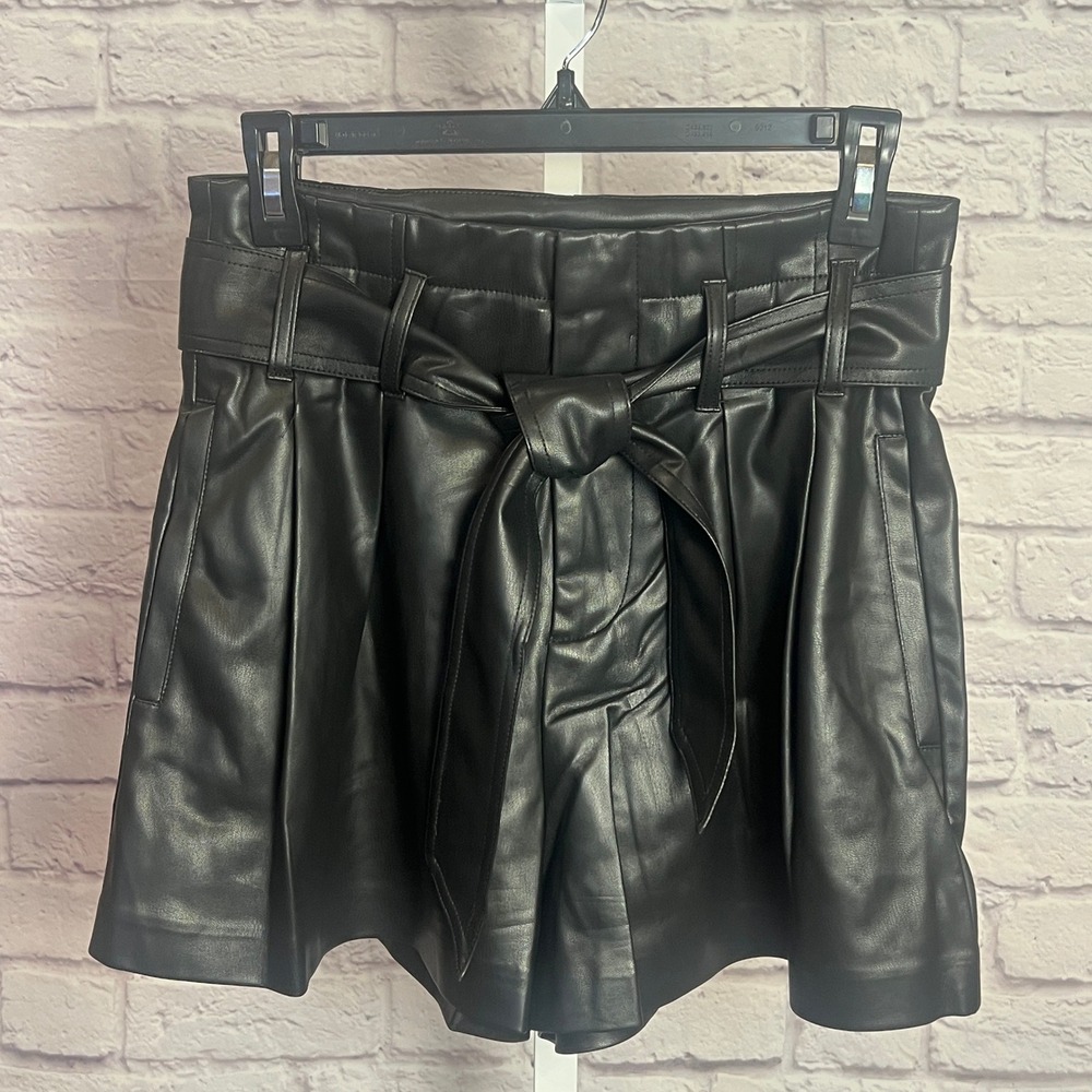 Truth by Republic Women's 8 Black Faux Leather Tie Waist Shorts Chic Grunge